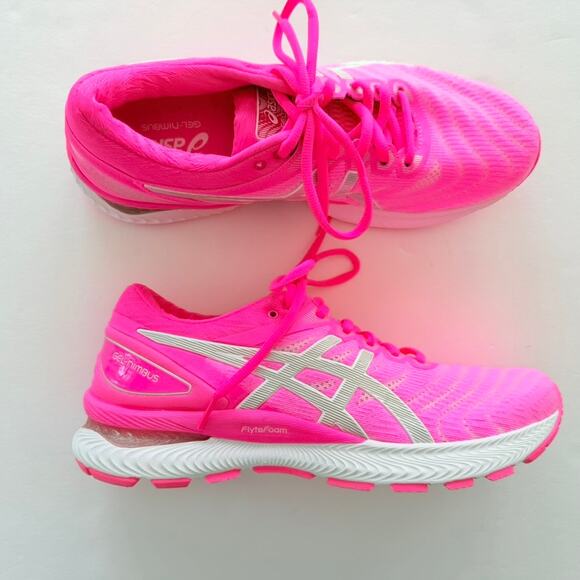 Asics Gel Nimbus 22 Hot Neon Pink Size 9 Knit Run Gym Walk Comfort Worn 1X RARE - Picture 1 of 6